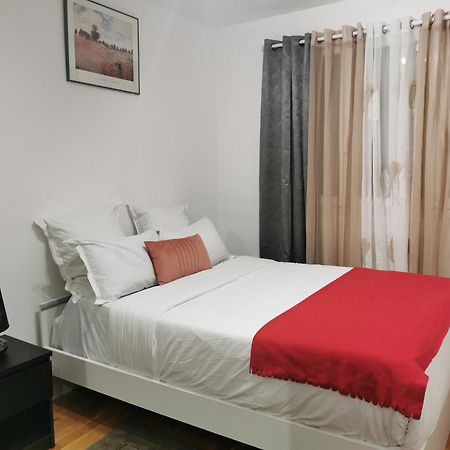 Appartement Meubles A Villeurbanne Lyon Ngoại thất bức ảnh