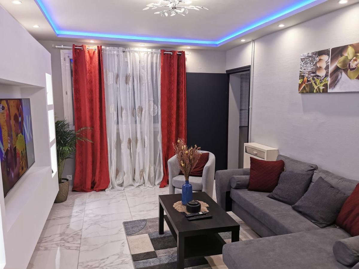 Appartement Meubles A Villeurbanne Lyon Ngoại thất bức ảnh