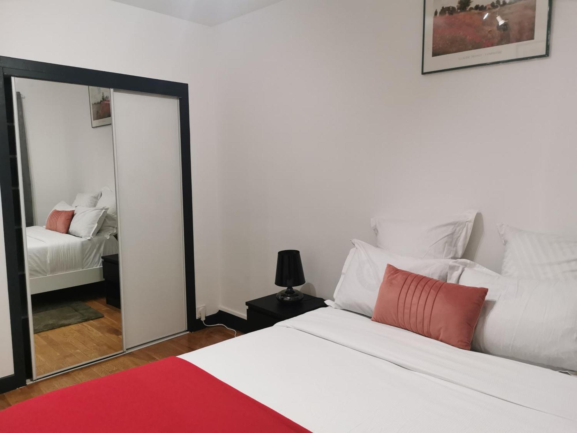 Appartement Meubles A Villeurbanne Lyon Ngoại thất bức ảnh